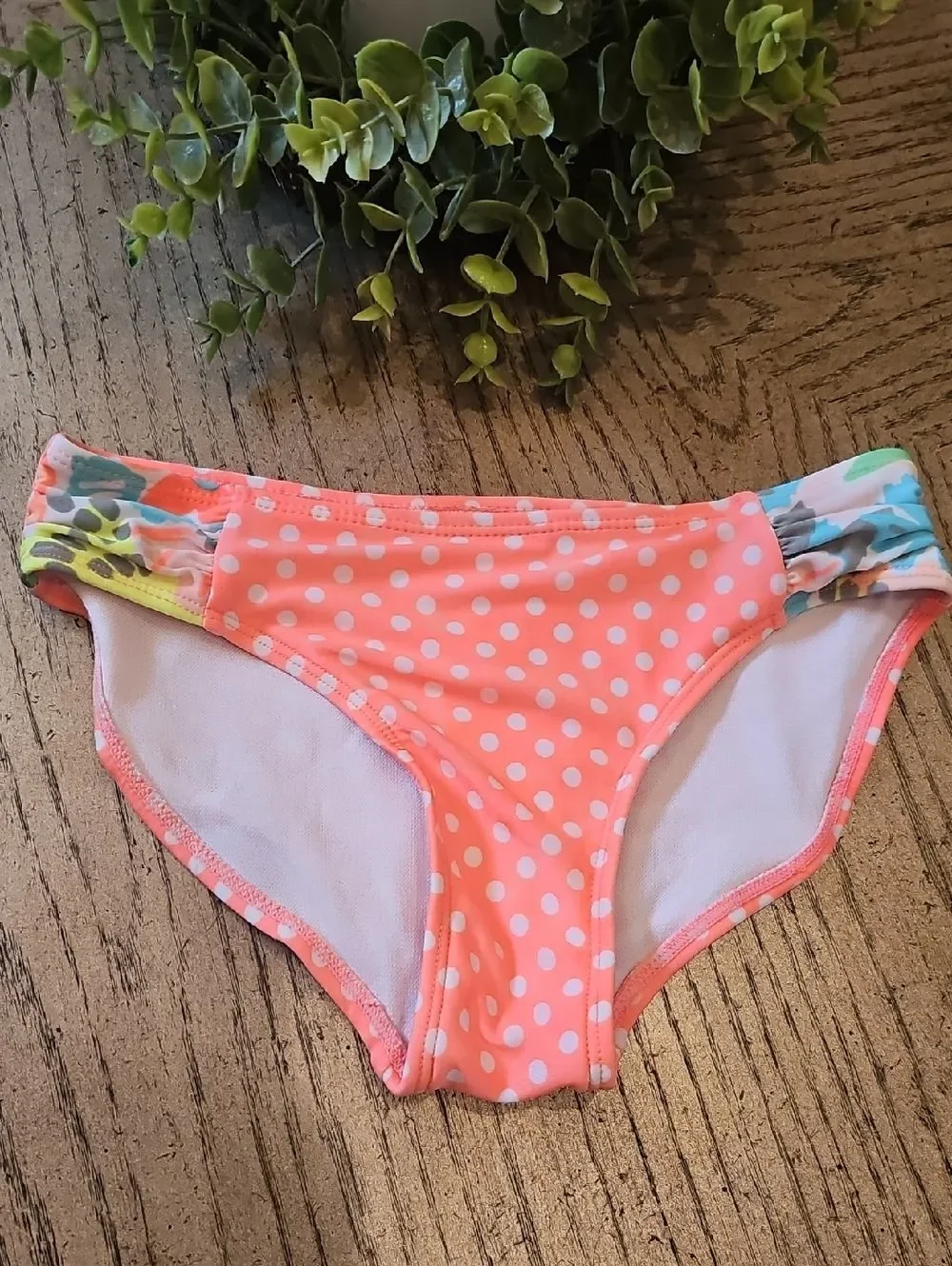 Cat & Jack Coral and White Polka Dot Girls Bikini Bottoms Size M 7/8